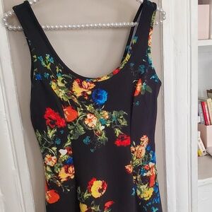 Ambiance Apparel Skater fit & flare floral dress, great condition, Size M